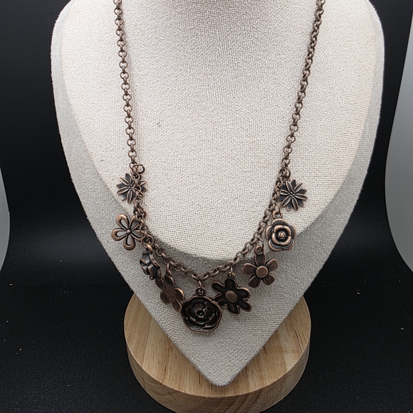 paparazzi Jewelry - Paparazzi Bronze Floral Necklace (1848)